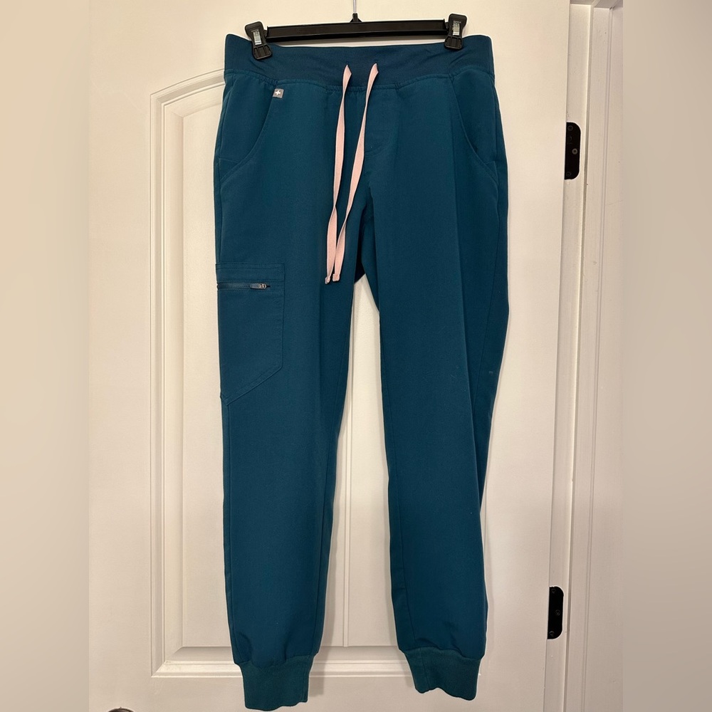 Figs Zamora Scrubs in Caribbean Blue, Small Petite